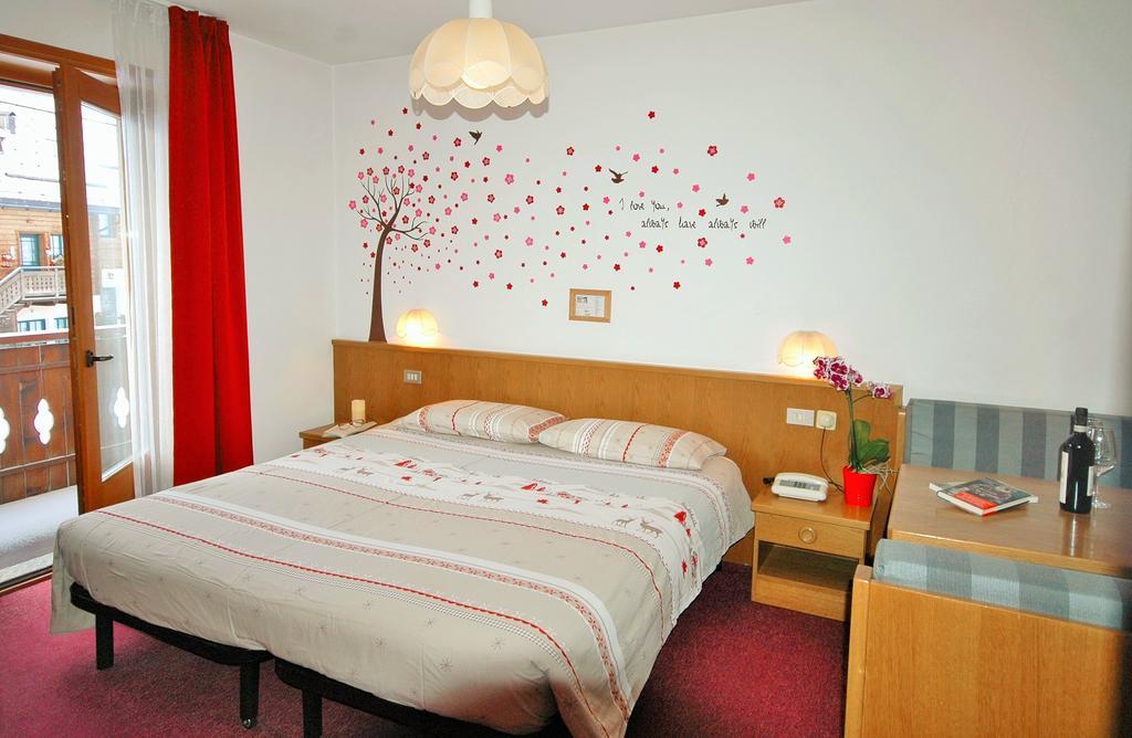 Hotel Garni Gimea à Livigno Extérieur photo